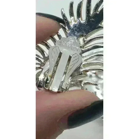 Vintage Sarah Coventry Feather Fantasy Brooch Clip Earrings Faux Pearl Gift Set - Picture 4 of 12